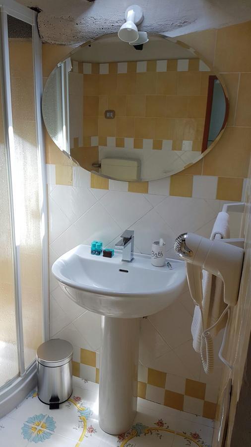 Bed and Breakfast Flori'S Viareggio Exterior foto