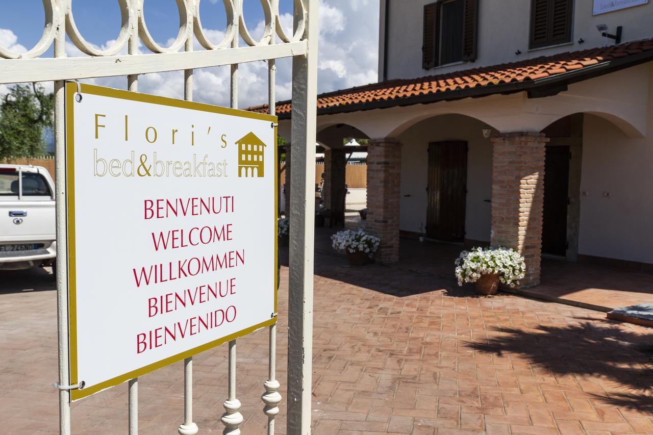 Bed and Breakfast Flori'S Viareggio Exterior foto