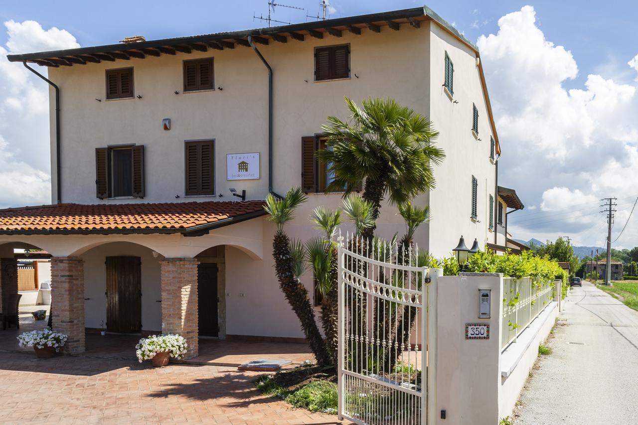 Bed and Breakfast Flori'S Viareggio Exterior foto