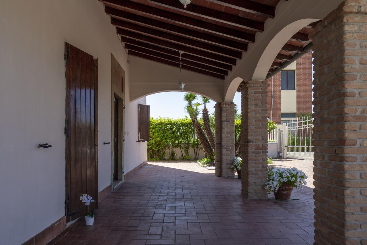 Bed and Breakfast Flori'S Viareggio Exterior foto